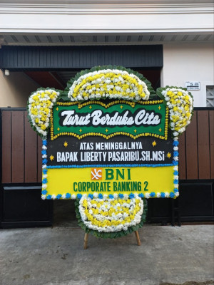 Papan Bunga Duka di Puuwatu