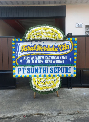 Papan Bunga Duka di Puuwatu