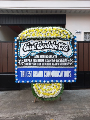 Papan Bunga Duka di Puuwatu